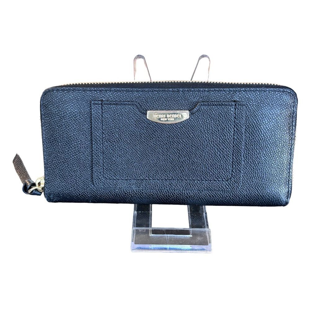 Henri Bendel Black Saffiano Leather Wallet Full Zip